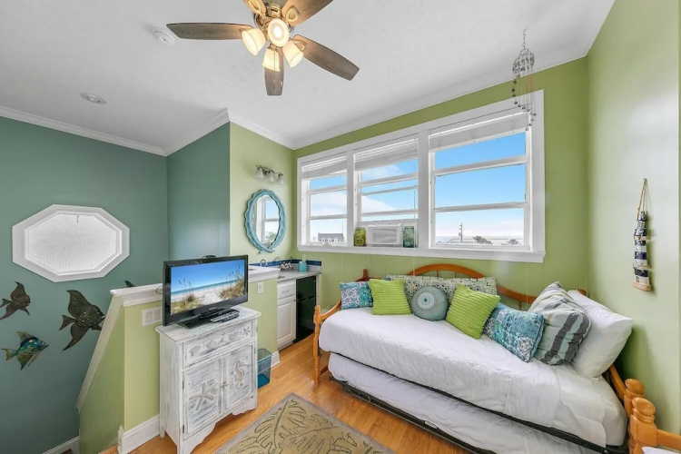Blue Turtle Beach House