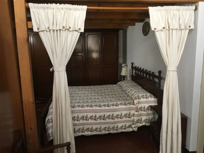 1 Bedroom Standard Quadruple Family room with balcony and with courtyard view