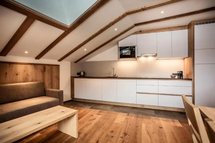Apartment with balcony