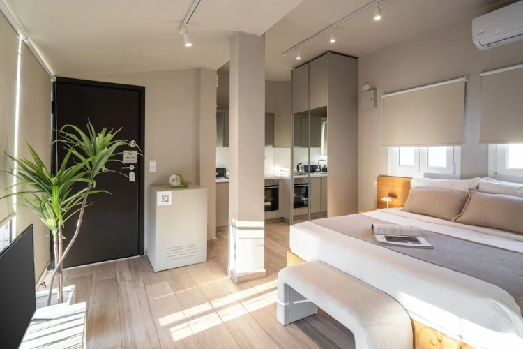 1 Bedroom Suite with balcony and with city view