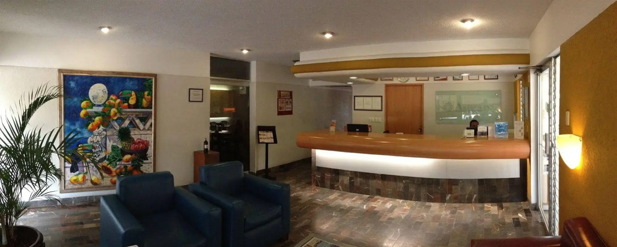 Azteca Inn