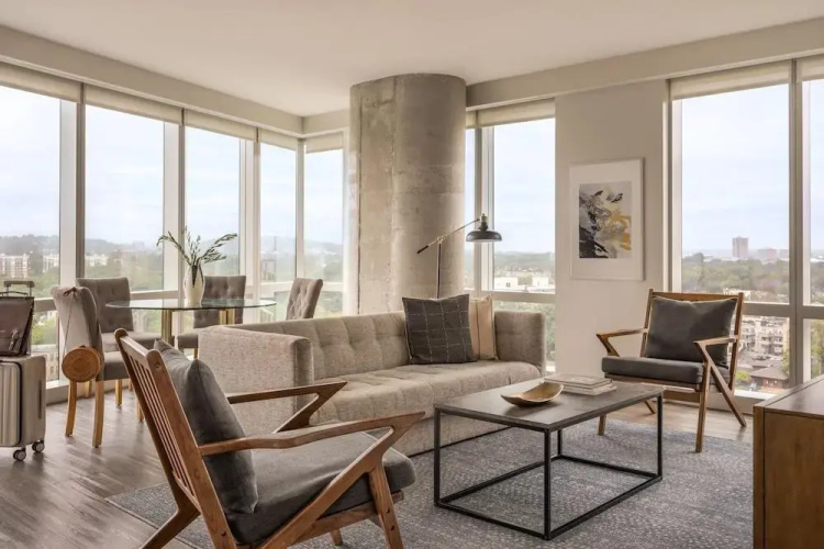 Fenway Luxury Suites by Sonder