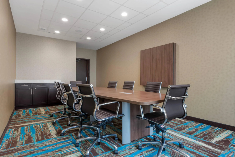 Comfort Inn And Suites Calgary Airport North photo 15