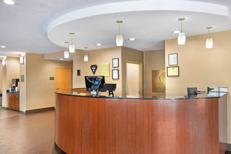 Comfort Suites Oxford I-20 exit 188