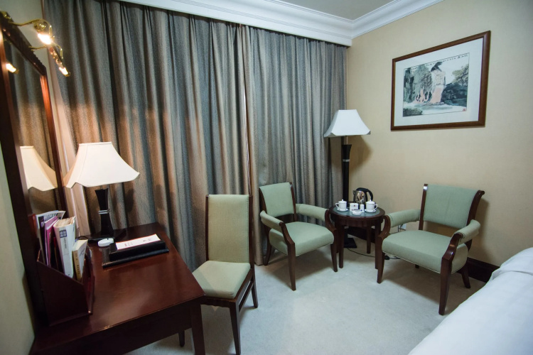 Weihaiwei Hotel