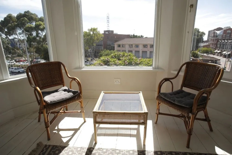 MOY Guesthouse & Backpackers - Hostel