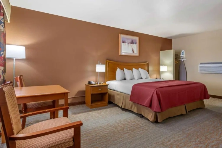 Standard room with balcony