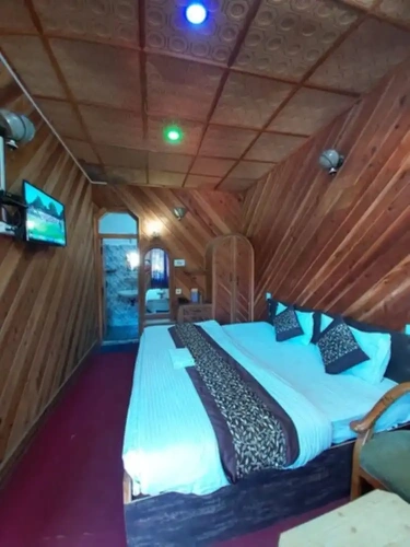 Deluxe Double room with lake view
