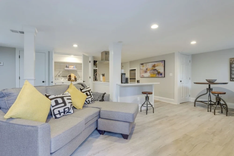 1 Bedroom Apartment