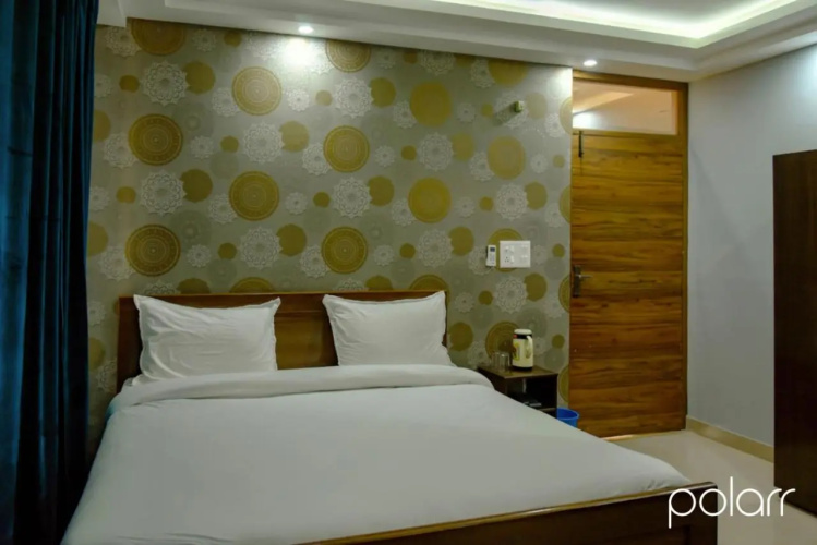 Paradise Inn
