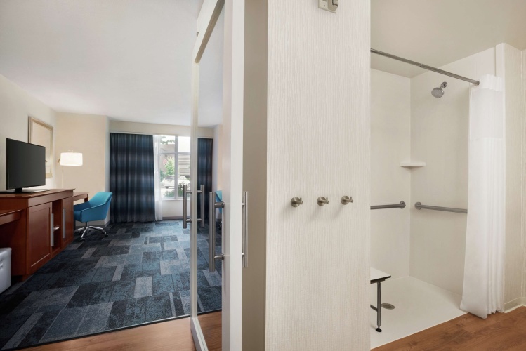 Hampton Inn & Suites Rosemont Chicago O'Hare photo 6
