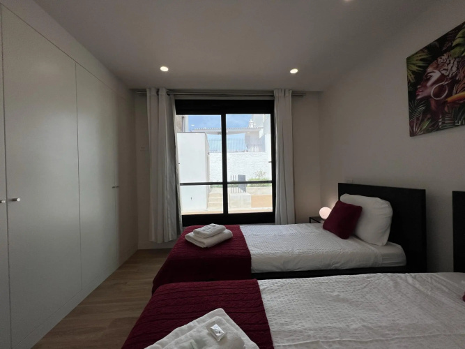 Faro Design 4 by Homing