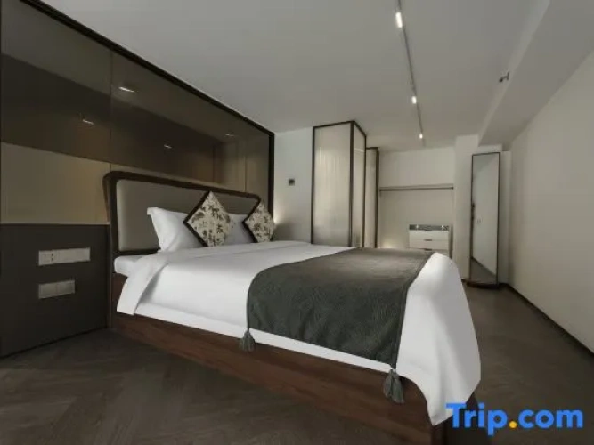 1 Bedroom Duplex Apartment