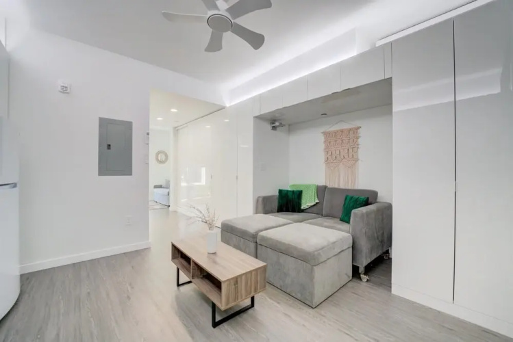 FRONTDESK Tremont Oaks Micro Apts Cleveland