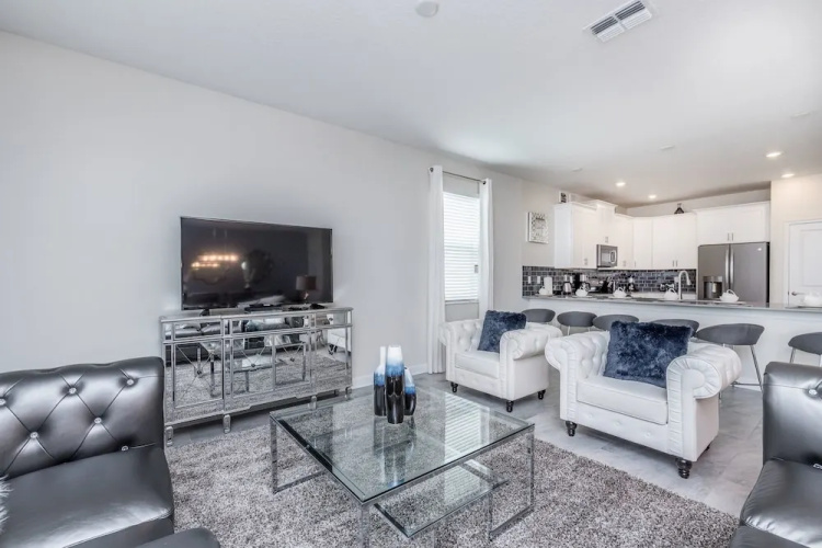 1662 Moonvalley Drive