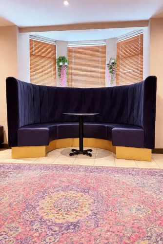 1 Bed Flat - Sleeps 5 - Pet Friendly - Parking
