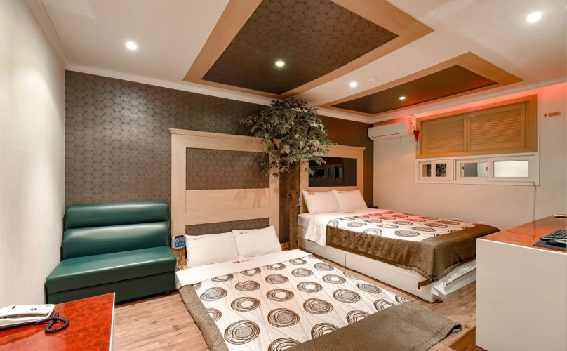 Stay7 Motel