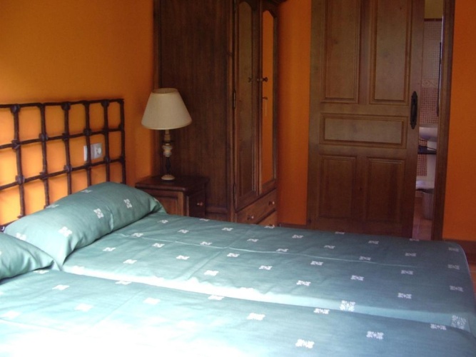 3 Bedrooms Apartment
