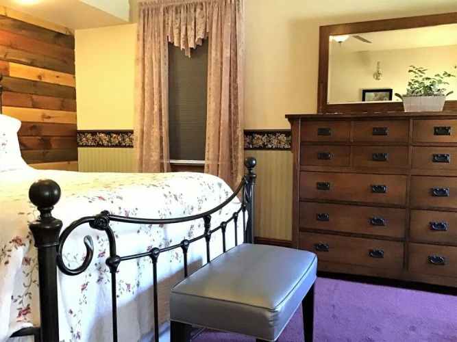 Black River Inn Bed and Breakfast