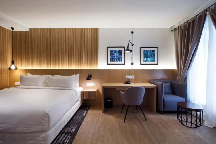 Large Double room