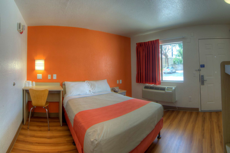 Motel 6 Orlando, FL - Winter Park