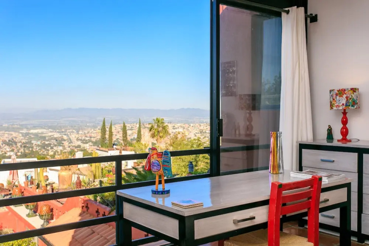 Casa Cinco Patios