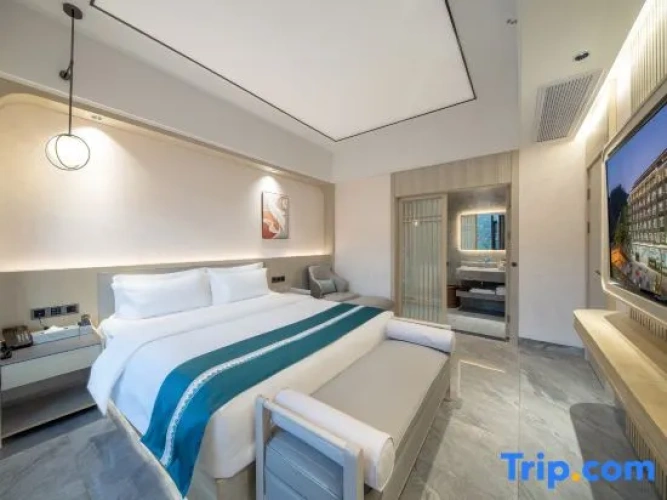 1 Bedroom Deluxe Suite