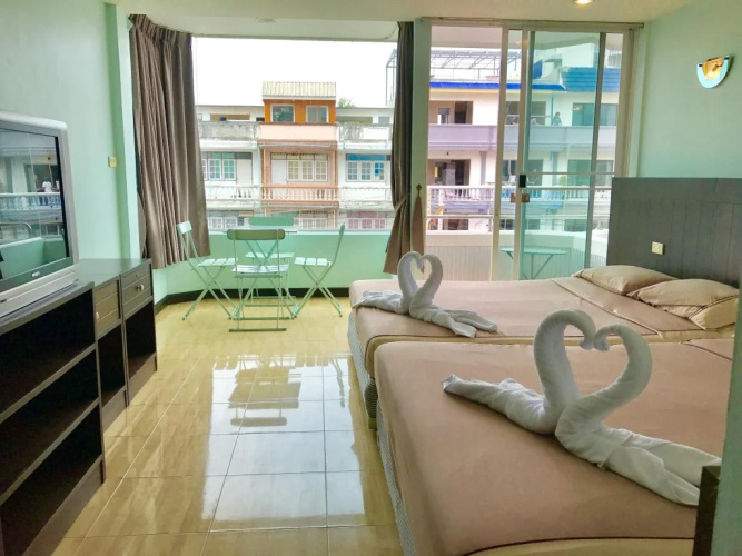 The Beach Cha Am Suite