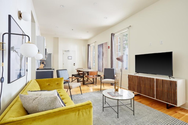 Superior Apartment