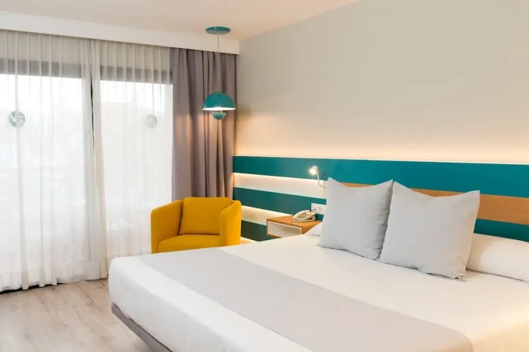 Standard Double room with balcony and with view