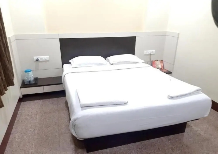 Hotel Adarsha Palace