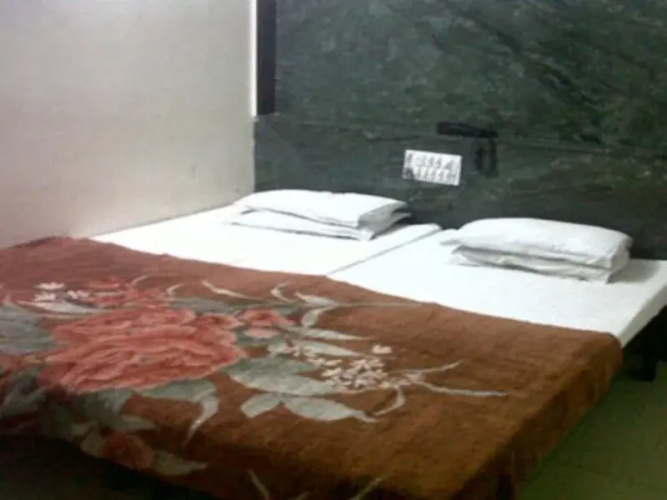 Hotel Bhabha
