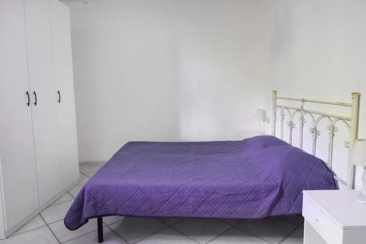 N202 - Numana, Ampio Bilocale Con Portico