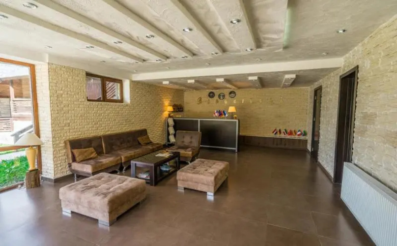 Hotel Banguriani