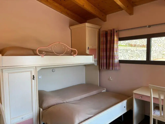 Smaragdine Blue Villa