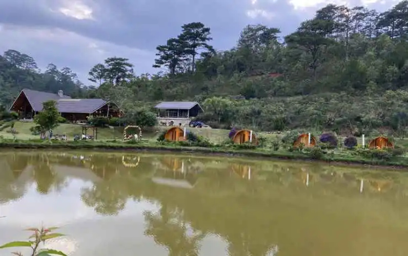 Lat Valley Retreat Village