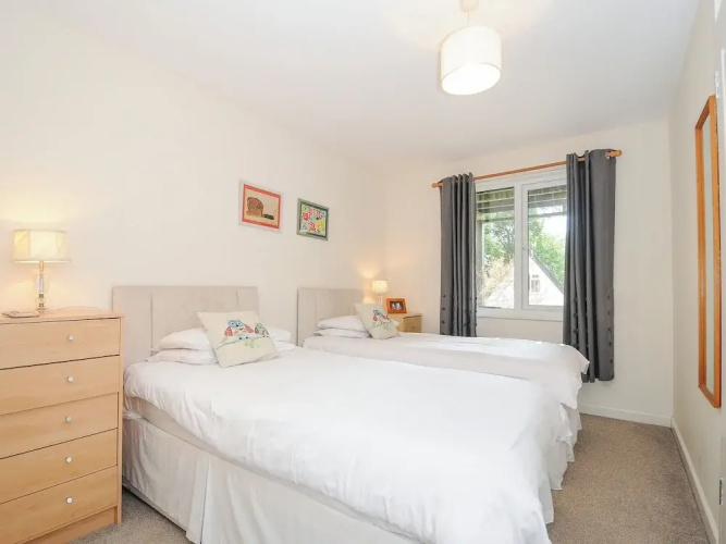 42 Valley Lodge