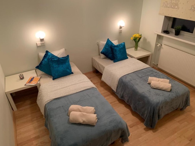 2 Bedrooms Apartment