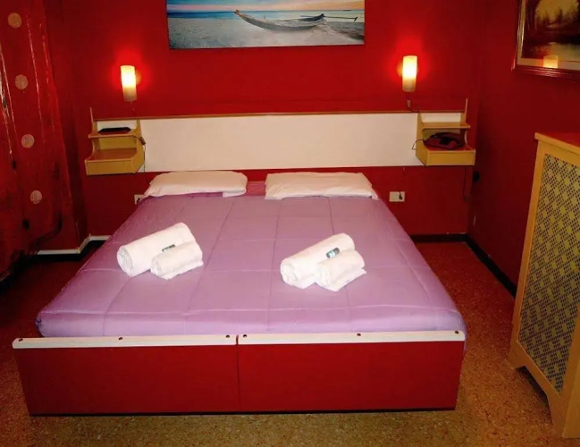 Hotel Cosmos