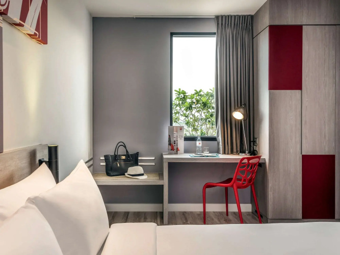 ibis Bangkok IMPACT