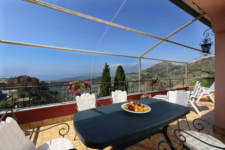 Terrazza Sull'Etna Holidays Apartment