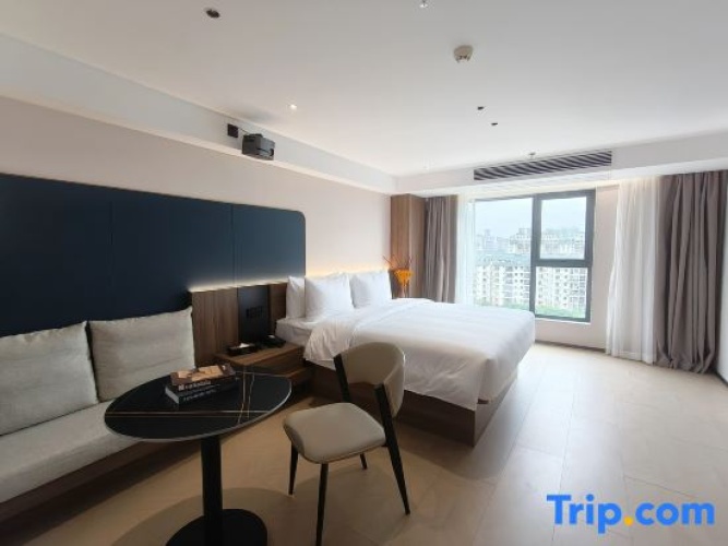 Standard Double room with view