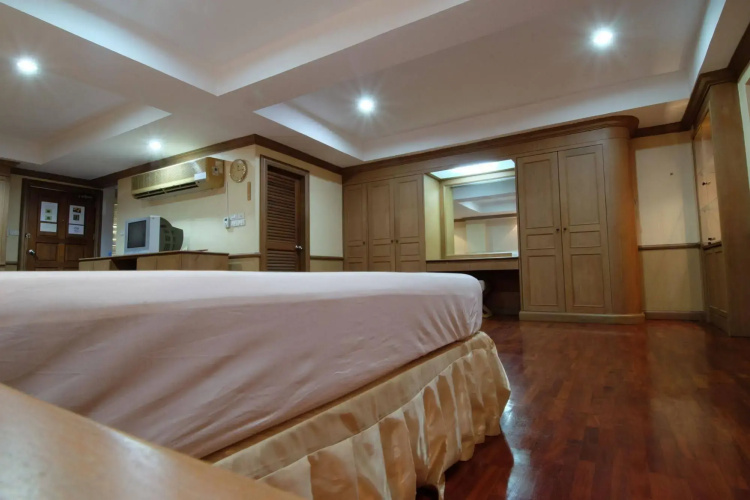 Alameda Suites Hotel
