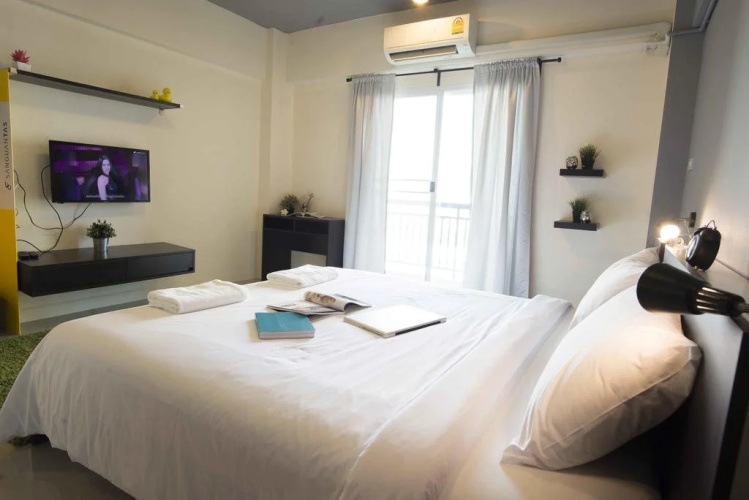 A18 Apartment
