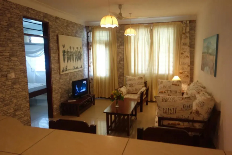 Diani Star Beds