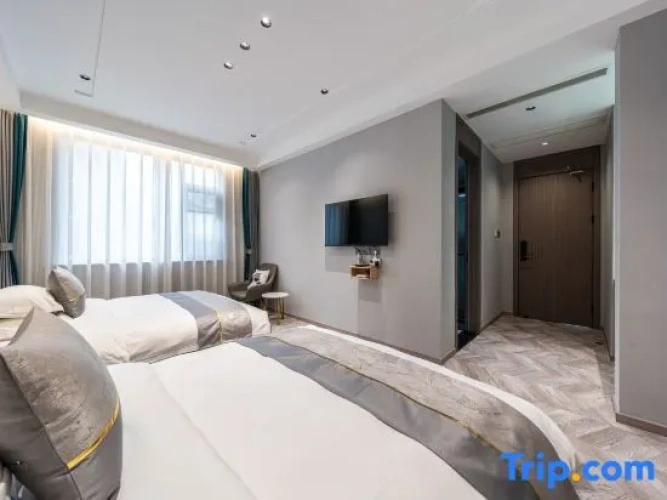 Deluxe Twin room with mountain view