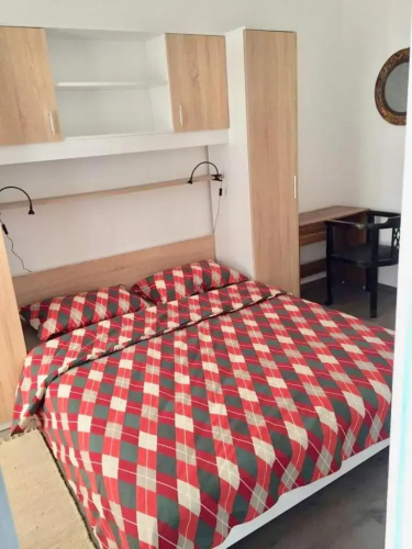 APARTMENT MAX 4 stars