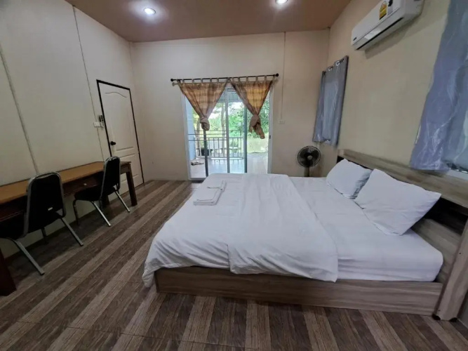 Armthong Resort