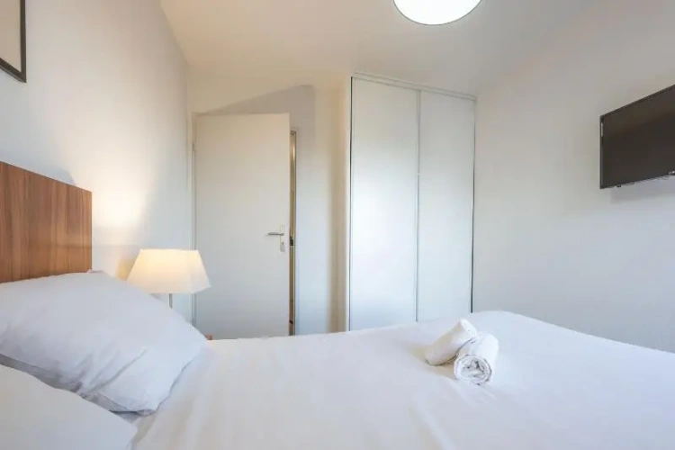 1 Bedroom Quadruple Apartment