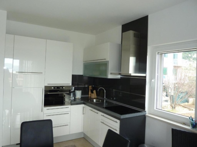 1 Bedroom Apartment with balcony and with sea view